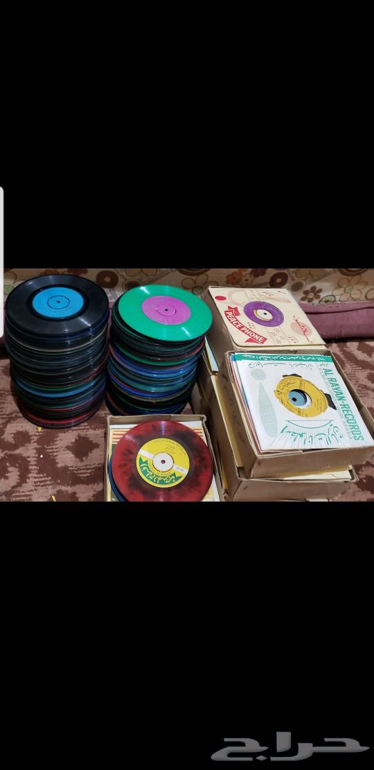 للبيع اسطوانات فونوغراف قديمة اثرية64475321702402113