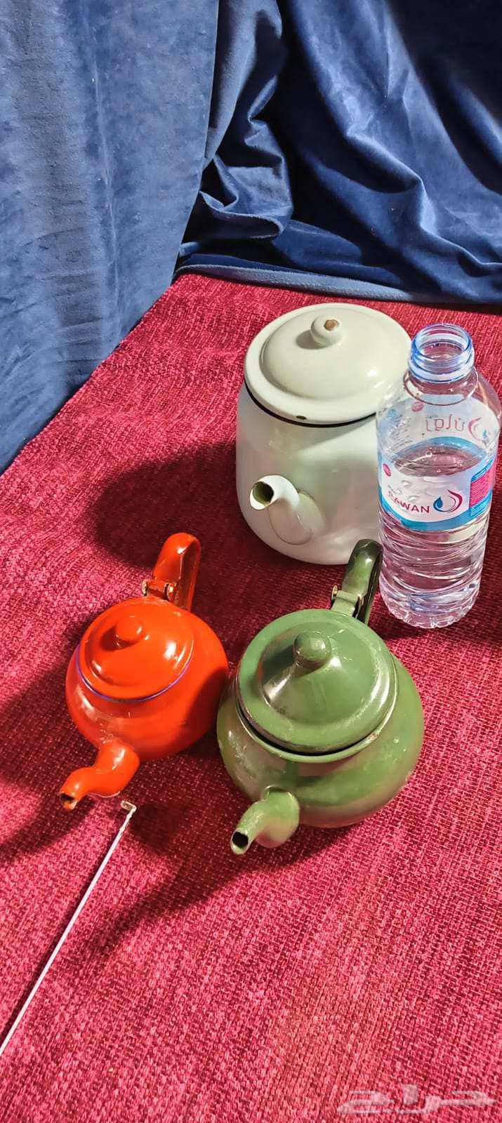 Vintage decorative pots, pitchers, and two stands64472172626945111