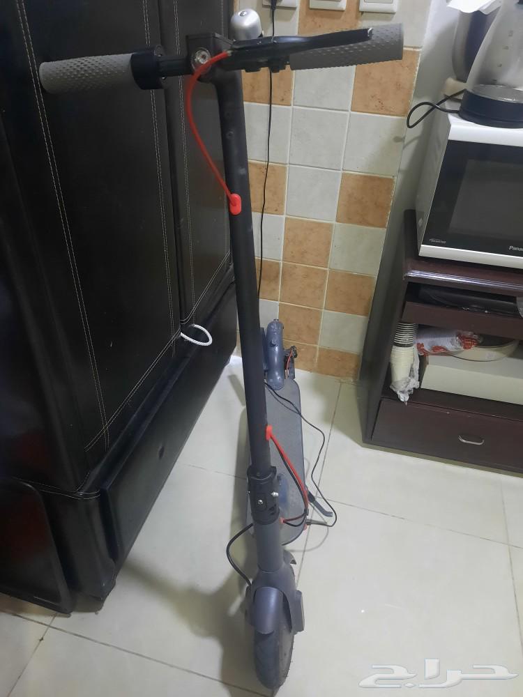 سكوتر نظيف للبيع64472672352513111