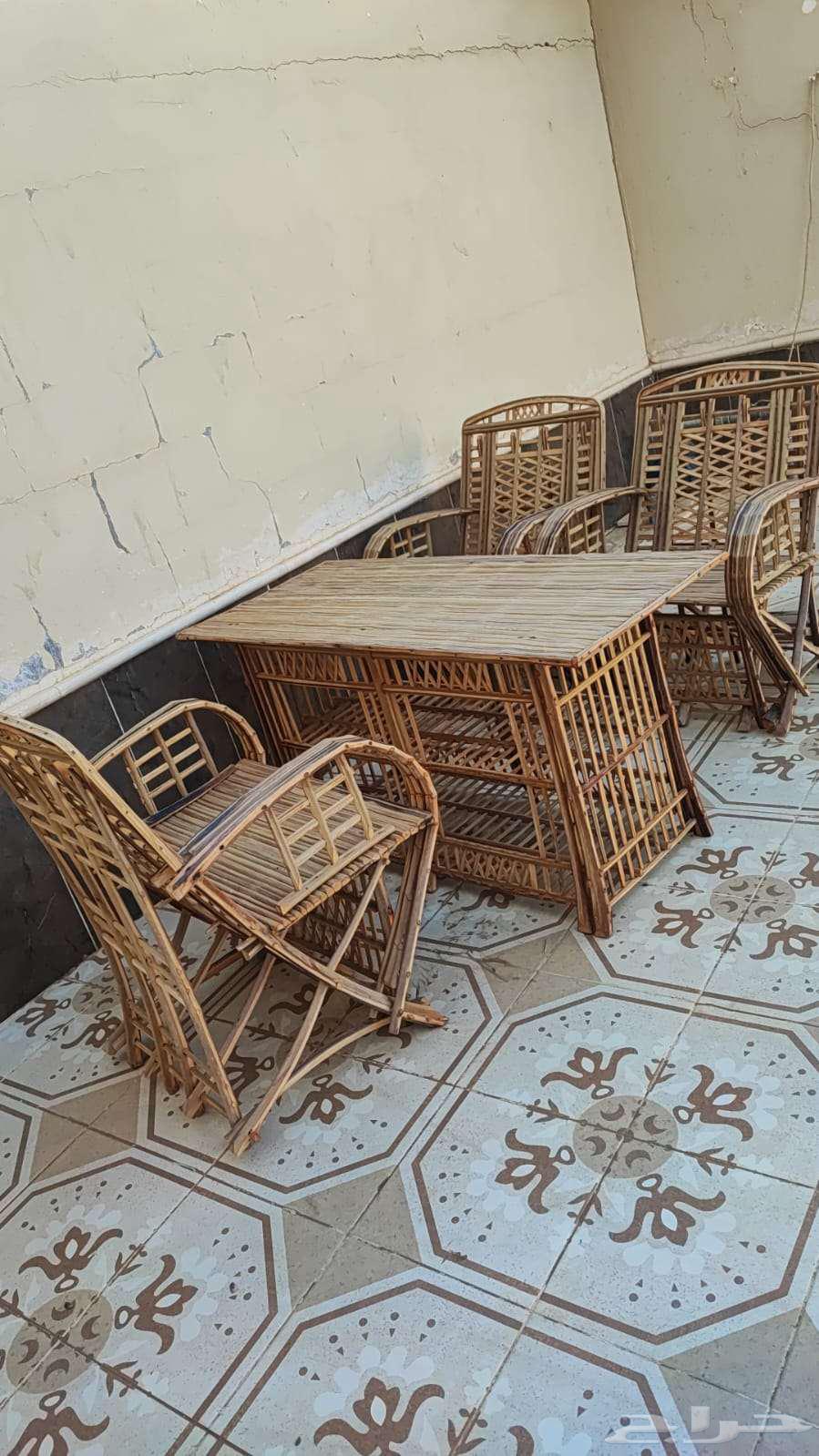 طاولة 4 كراسي خشب64474973801731110