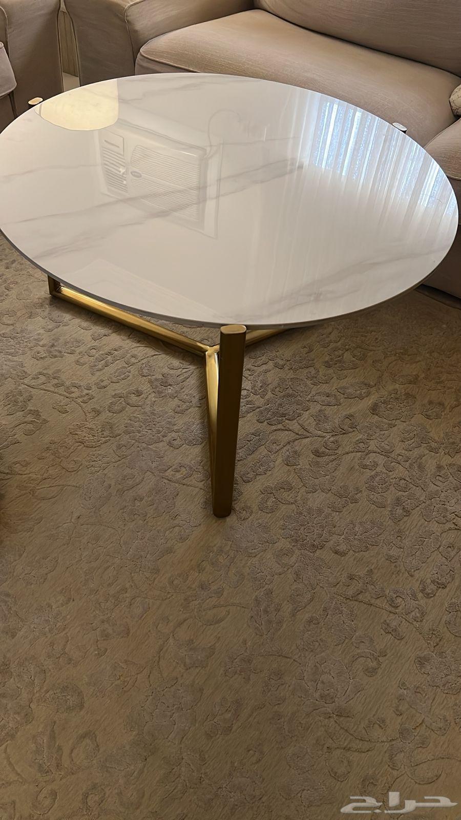 Iron and marble table for sale, quantity only one64473401493890112