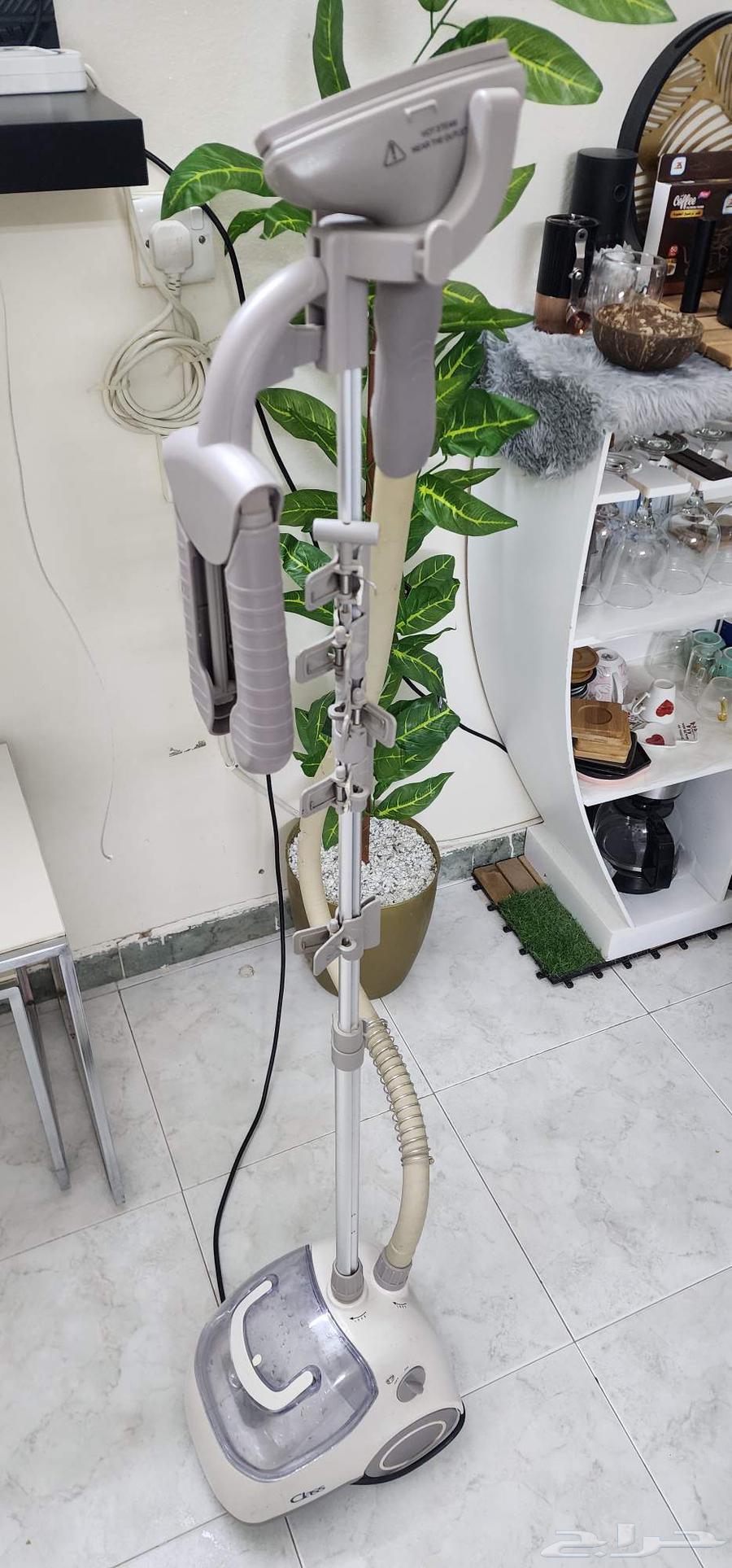 مكواة بخار للملابس بحالة ممتاز64475363591169110