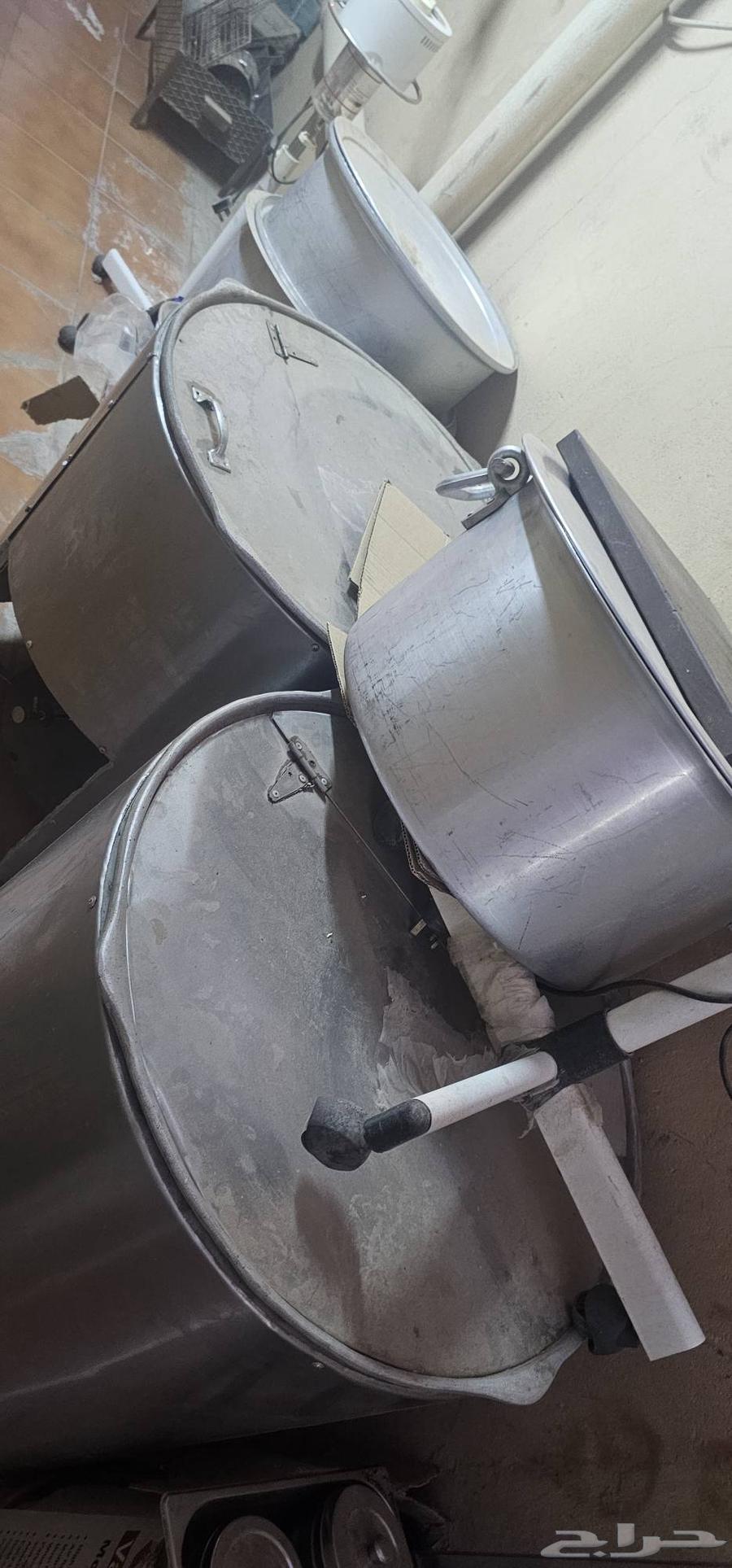 Semi-new restaurant items, used for one month64476573507841113