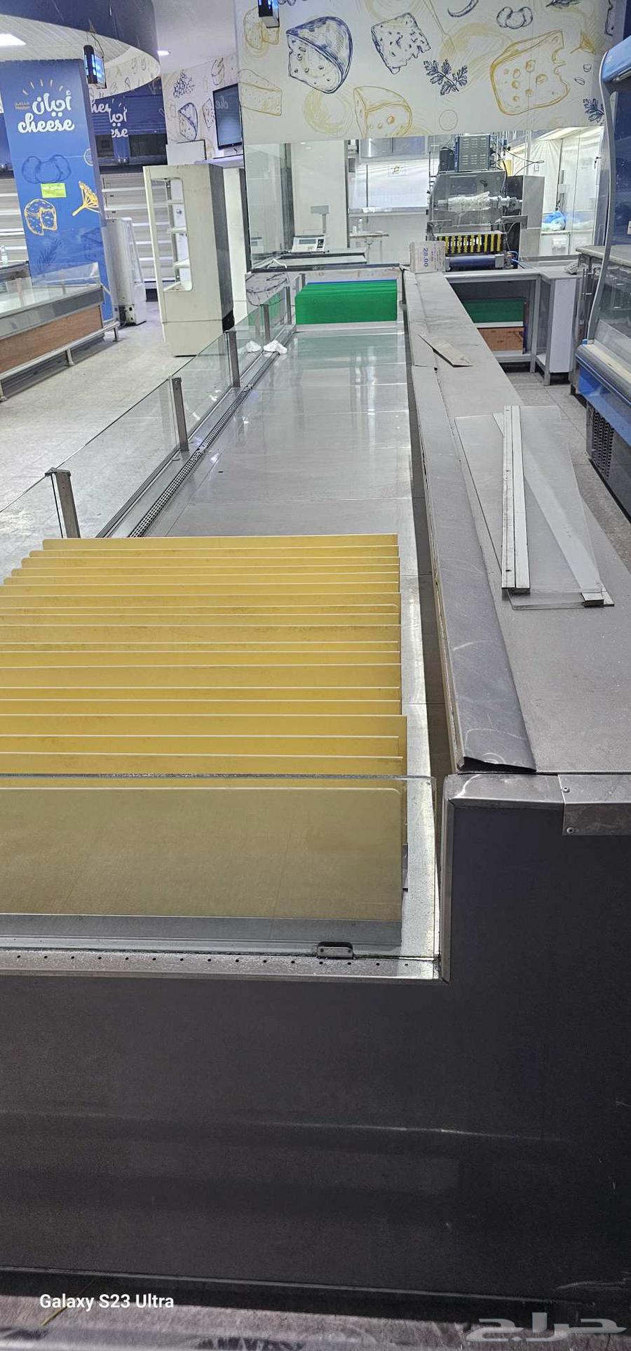 Floor display refrigerator64475722266499113