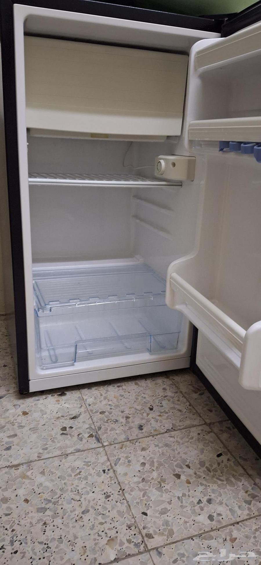 ثلاجة صغيره وغسالة سامسونج 7 كيلو مستعمل للبيع64446041059074110