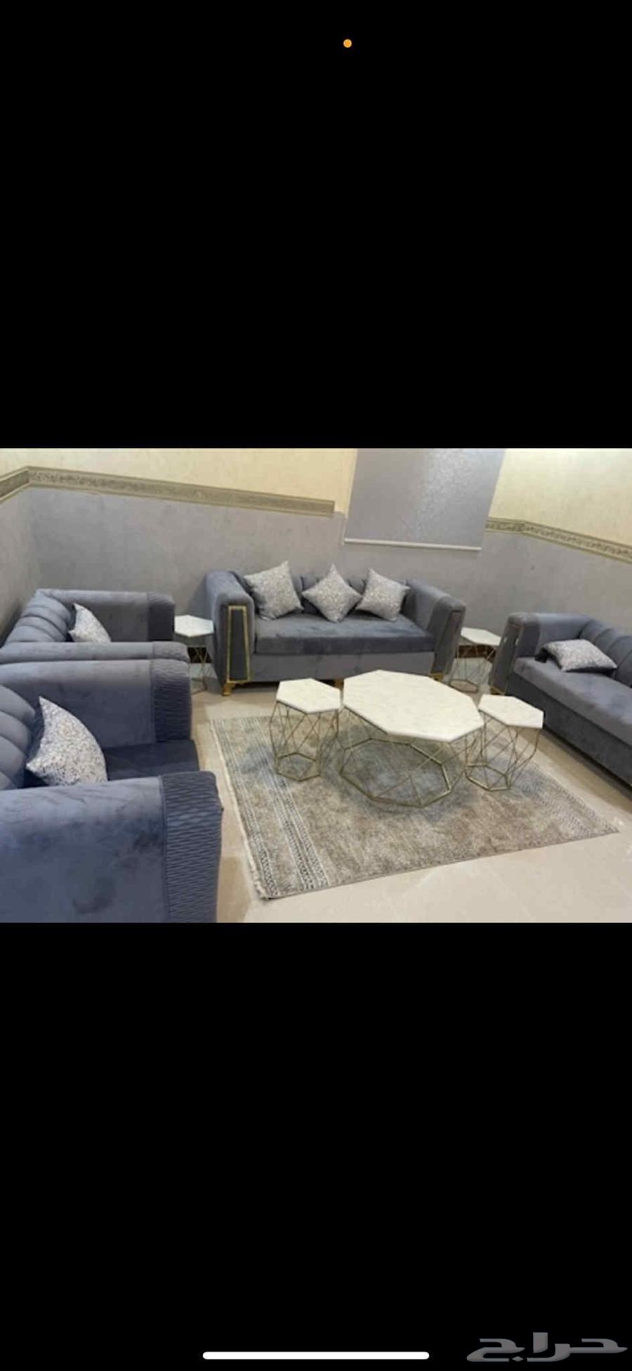 Sofa set with tables64477060709250111