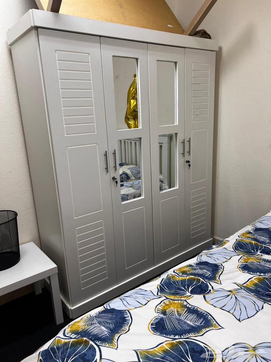 Bed, Wardrobe, Desk64475102064642111