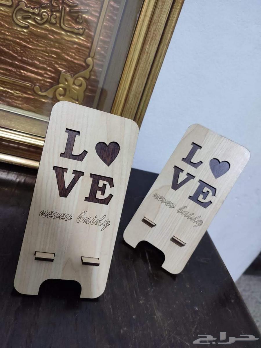 ثلاث مجموعة من ستاند خشب للجوال64472172602115110