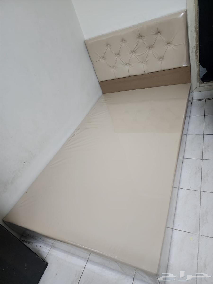 Beds, Mattresses, and Wardrobes64471676713347110