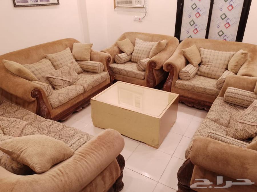 Sofa64479424703874110