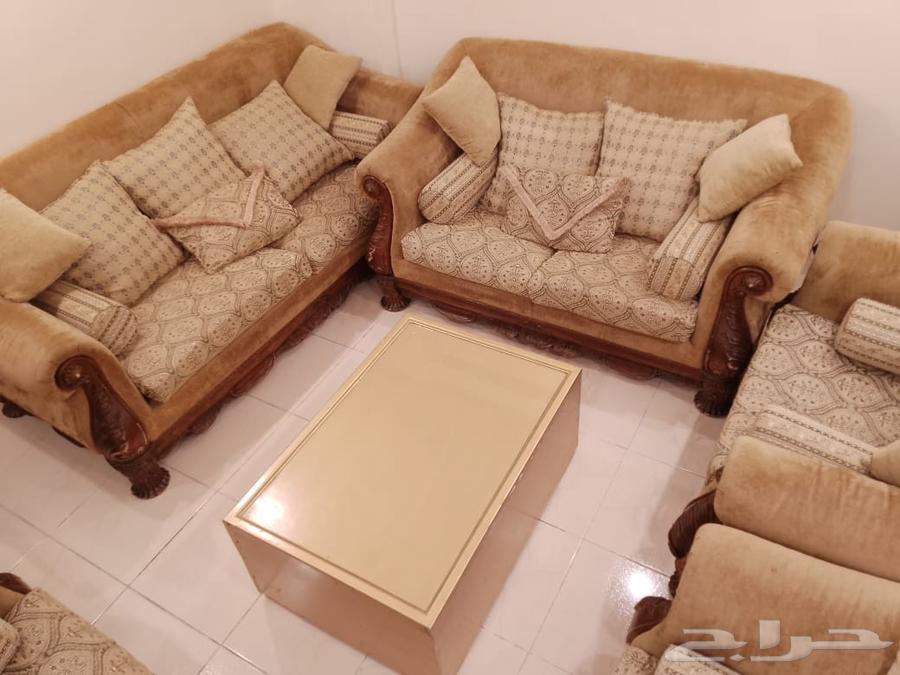 Sofa64479424703874112