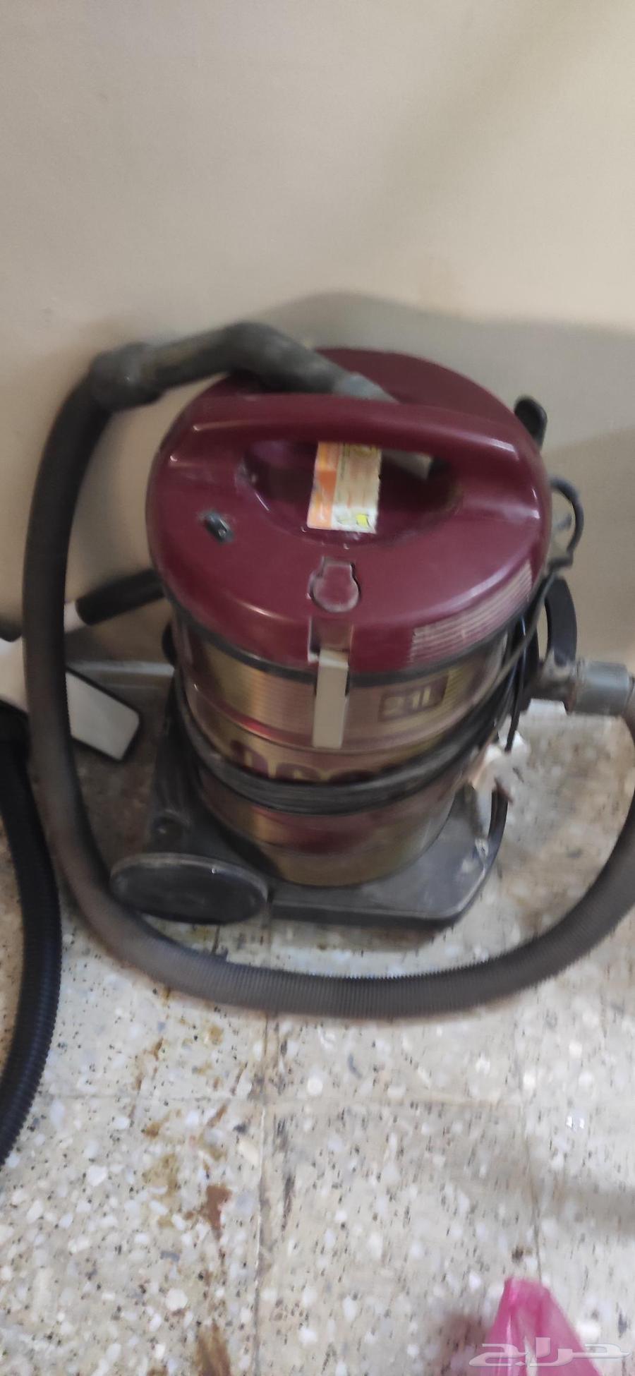 مكنسة كهربائية64480455596674110