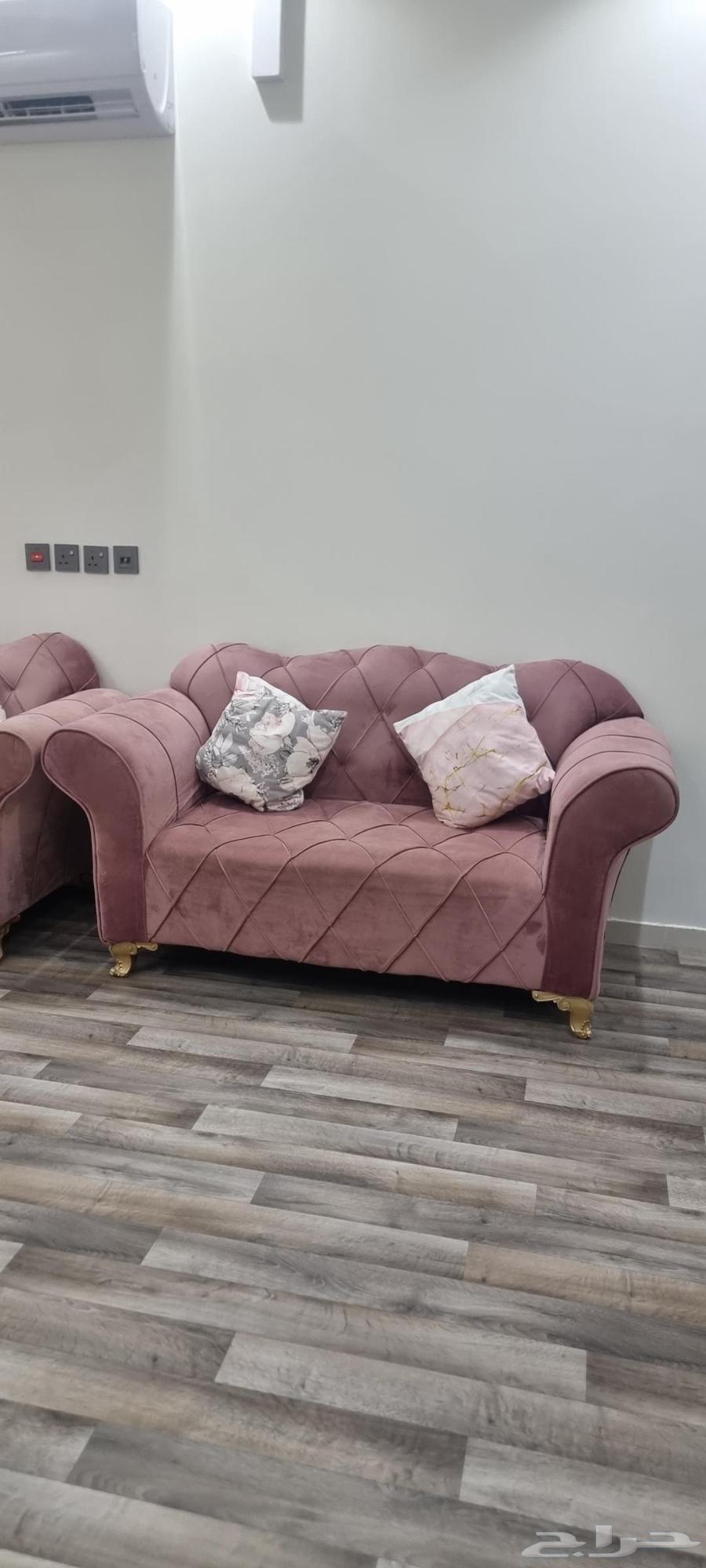 كنب خمس قطع مستخدم للبيع أبها المحاله64482417229314111