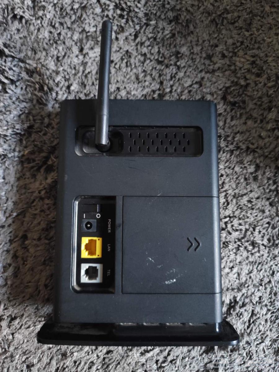 An unlocked router that works with any SIM card64482295463042112