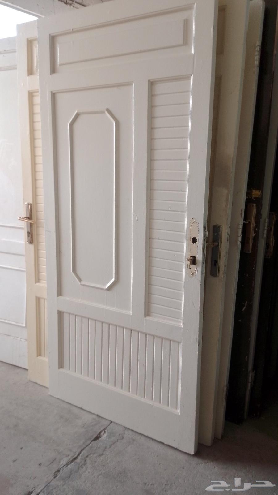 ابواب خشب مستخدم نظيف وشبابيك مستعمله للبيع نضيفه64481018832514111