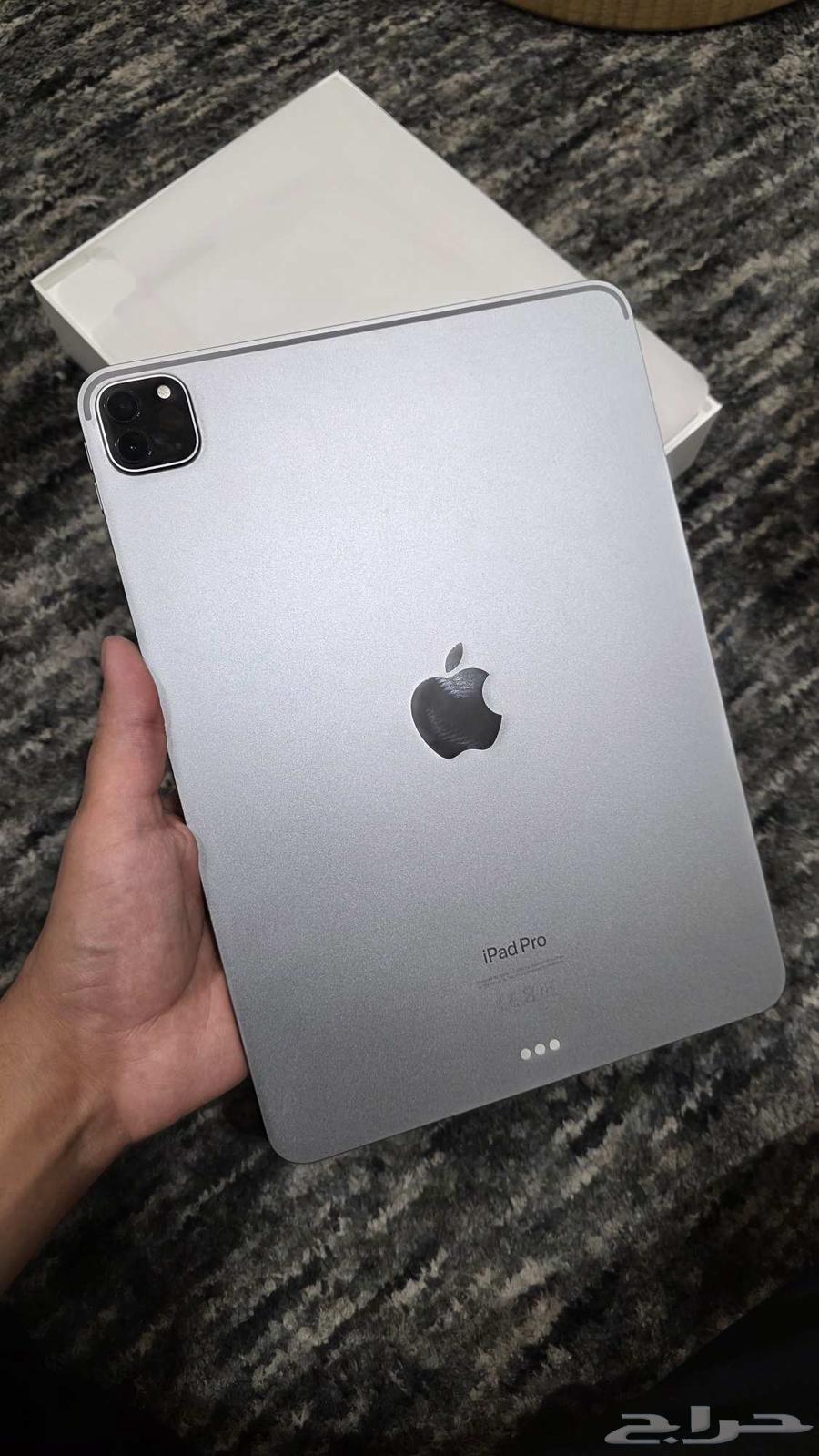 ايباد برو64484939468546110