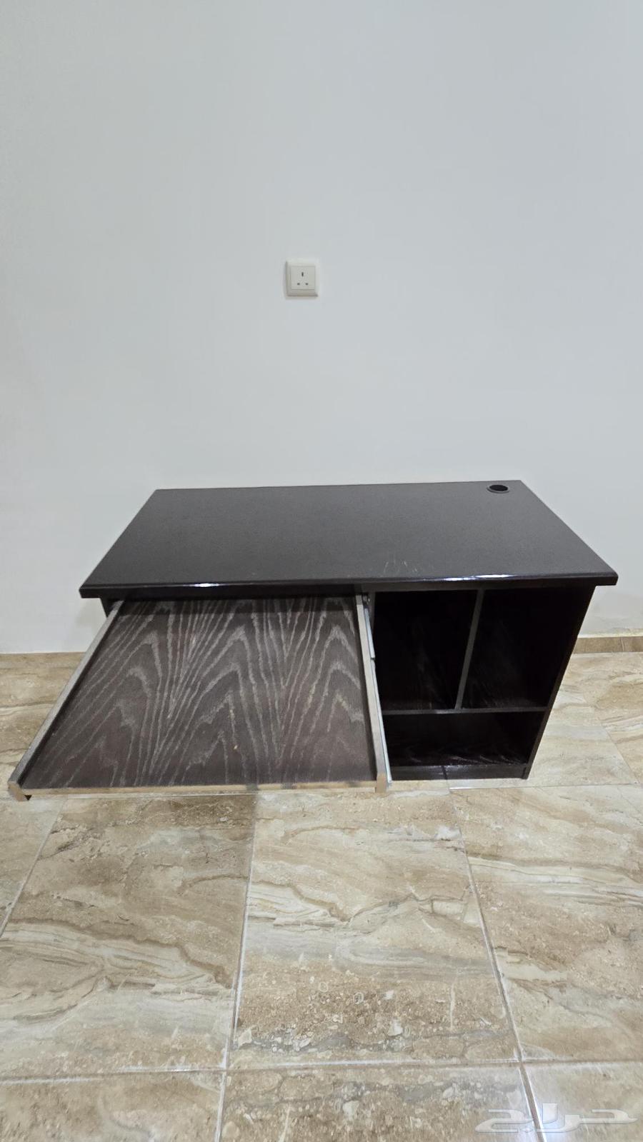 طاوله مكتبيه خشب64485161681537110