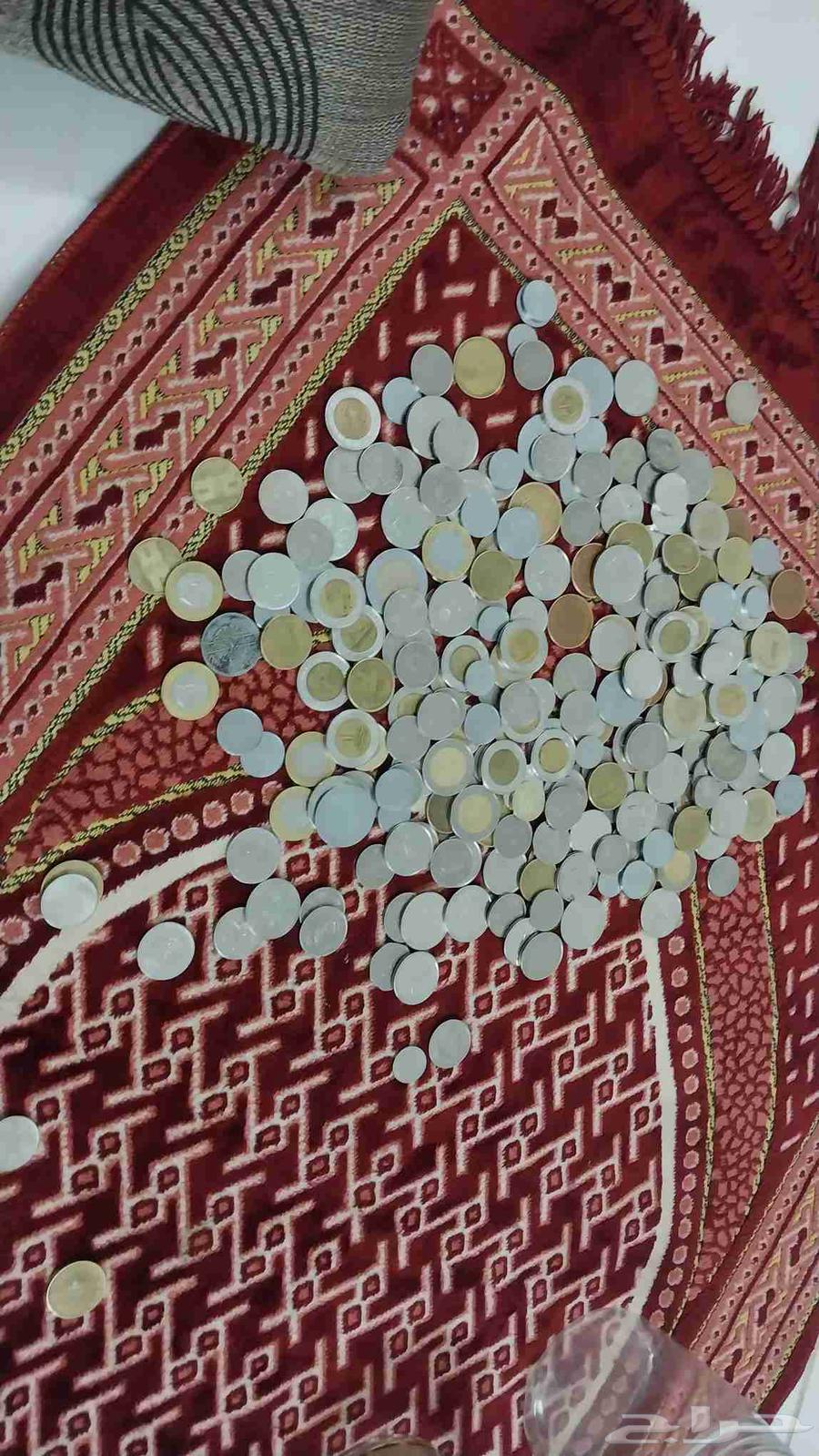 Hello and the mercy of God and His blessings, I have old coins64485379076993113