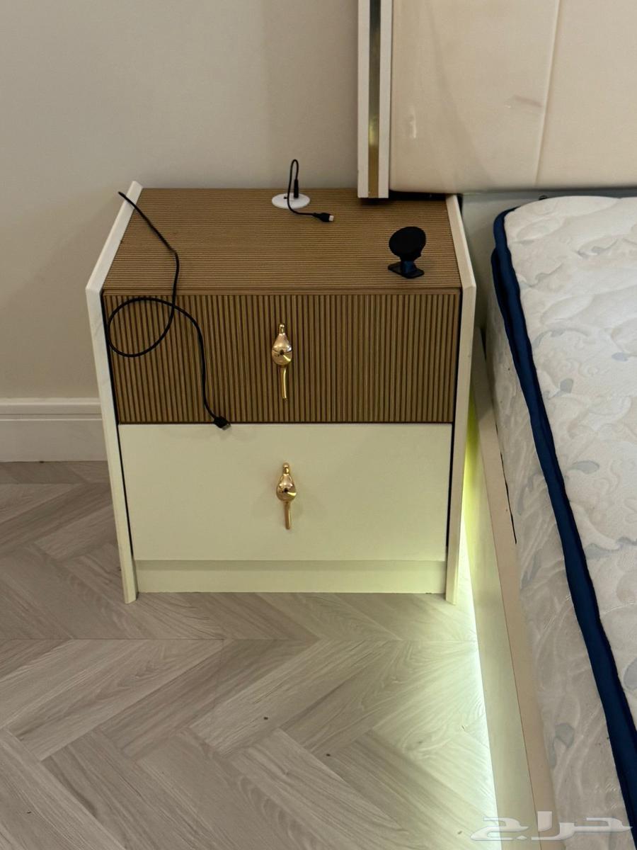 غرفة نوم كاملة جديدة استخدام 6 اشهر سبب البيع نقل شقة اصغر64480854401795112