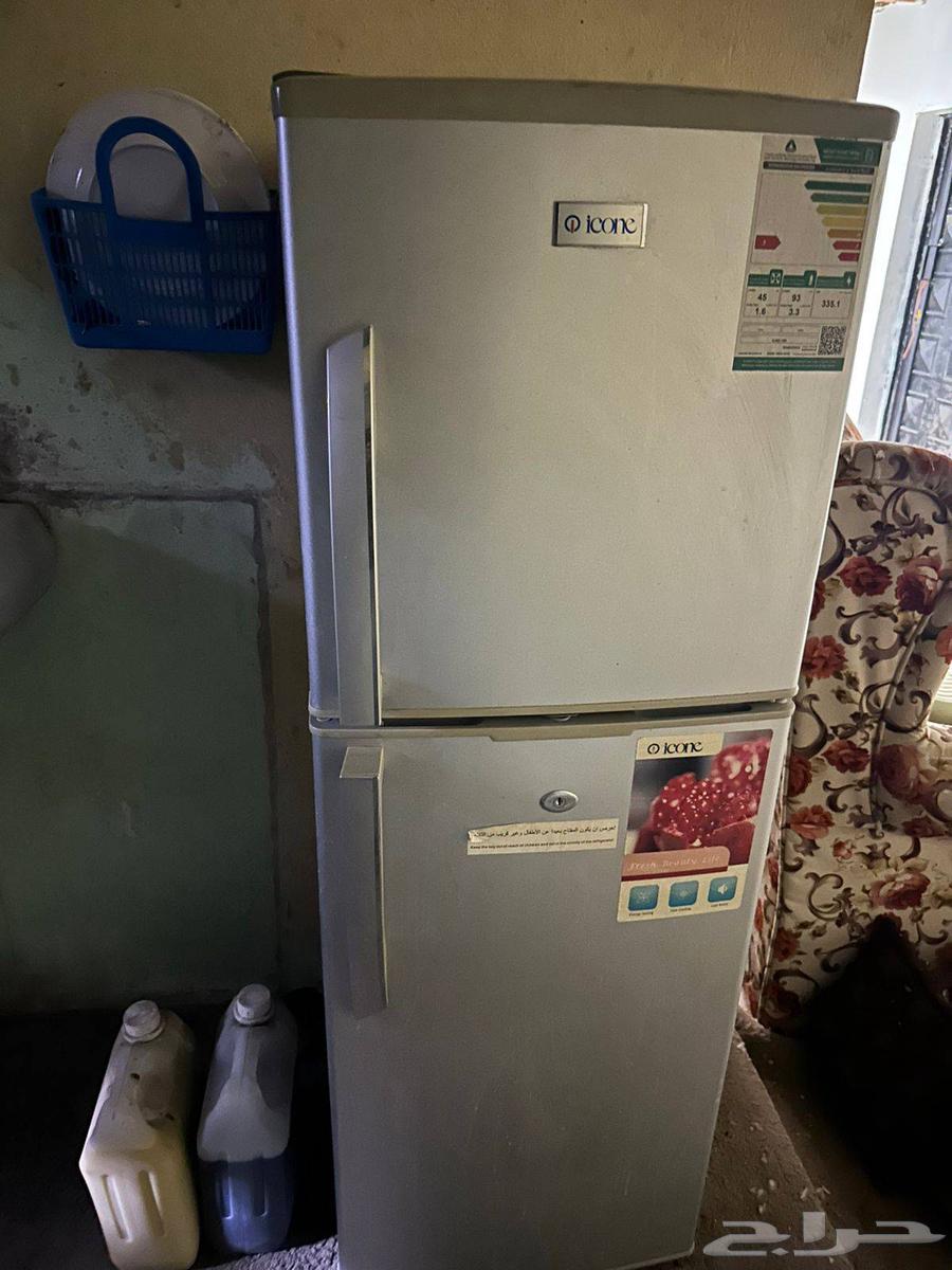 Two refrigerators, one large and one slightly smaller, and a split air conditioner for sale64485175108994113