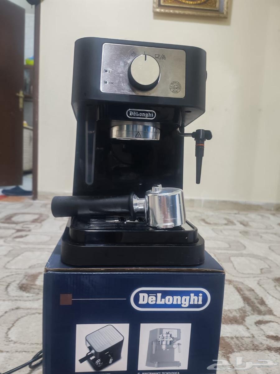 مكينة قهوة اسبريسو استعمال خفيف جدا شبه جديده بالكرتون64482484738050111