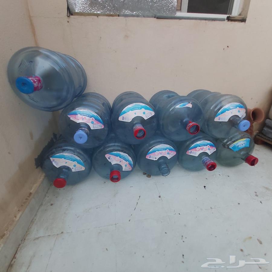 Empty Water Bottles (Bottle)64484813955971112