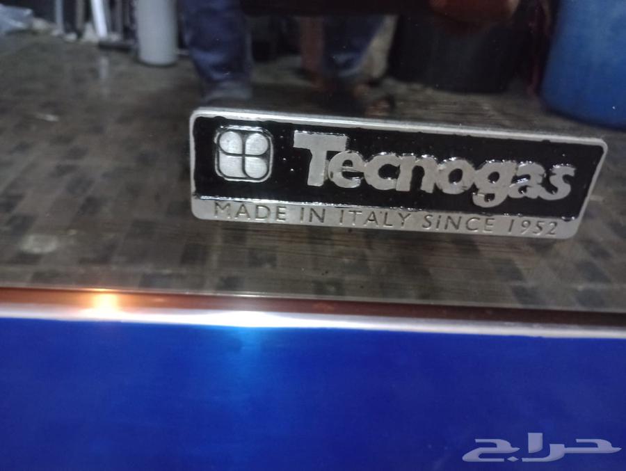 للبيع فرن ايطالي غاز انت اصلي مقاس50 80 موجود في المحل جده64485903104641111