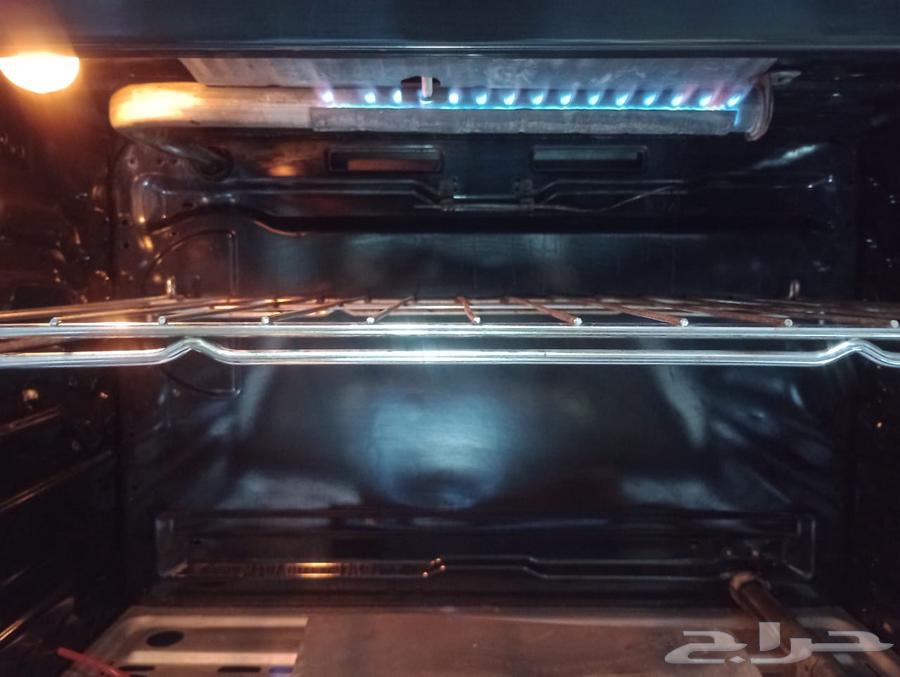 للبيع فرن ايطالي غاز انت اصلي مقاس50 80 موجود في المحل جده64485903104641112