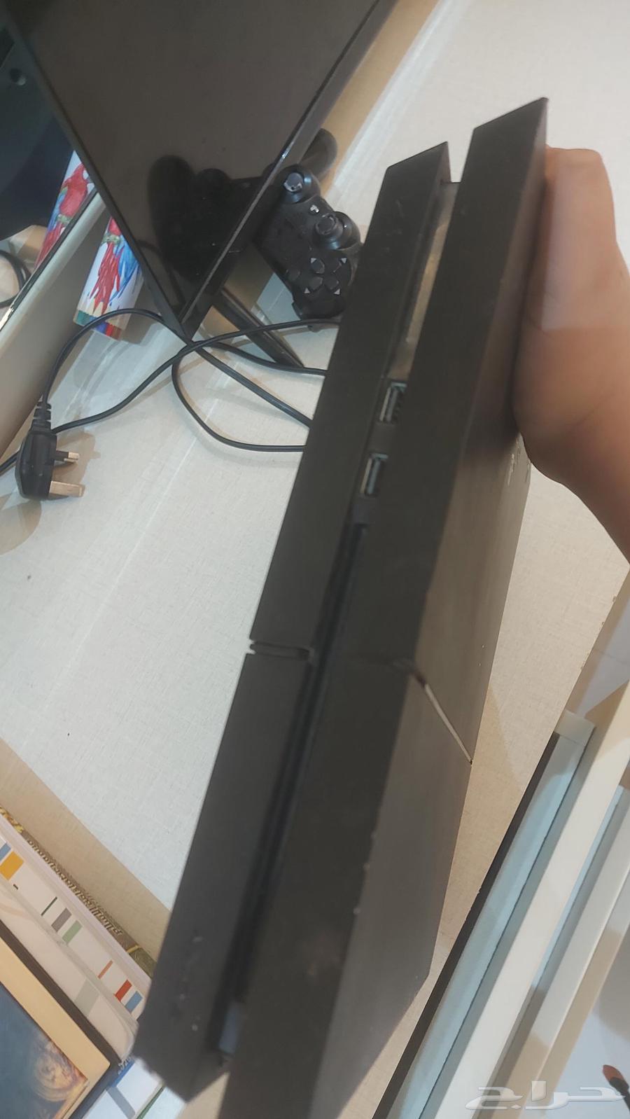 سوني فور مستخدم فيه العاب تسوى 35064481928137475112