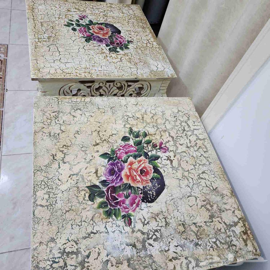 Tables and Chairs64484800370433113