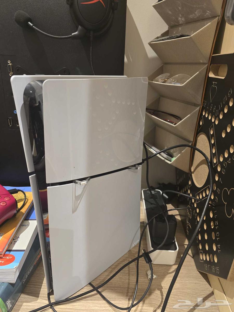 PlayStation 5 Digital Edition, lightly and limited use64432836088321110