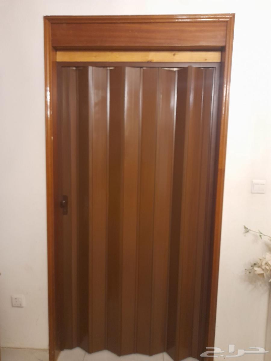 يوجد لدينا ابواب سحاب اكورديون64483014054403114