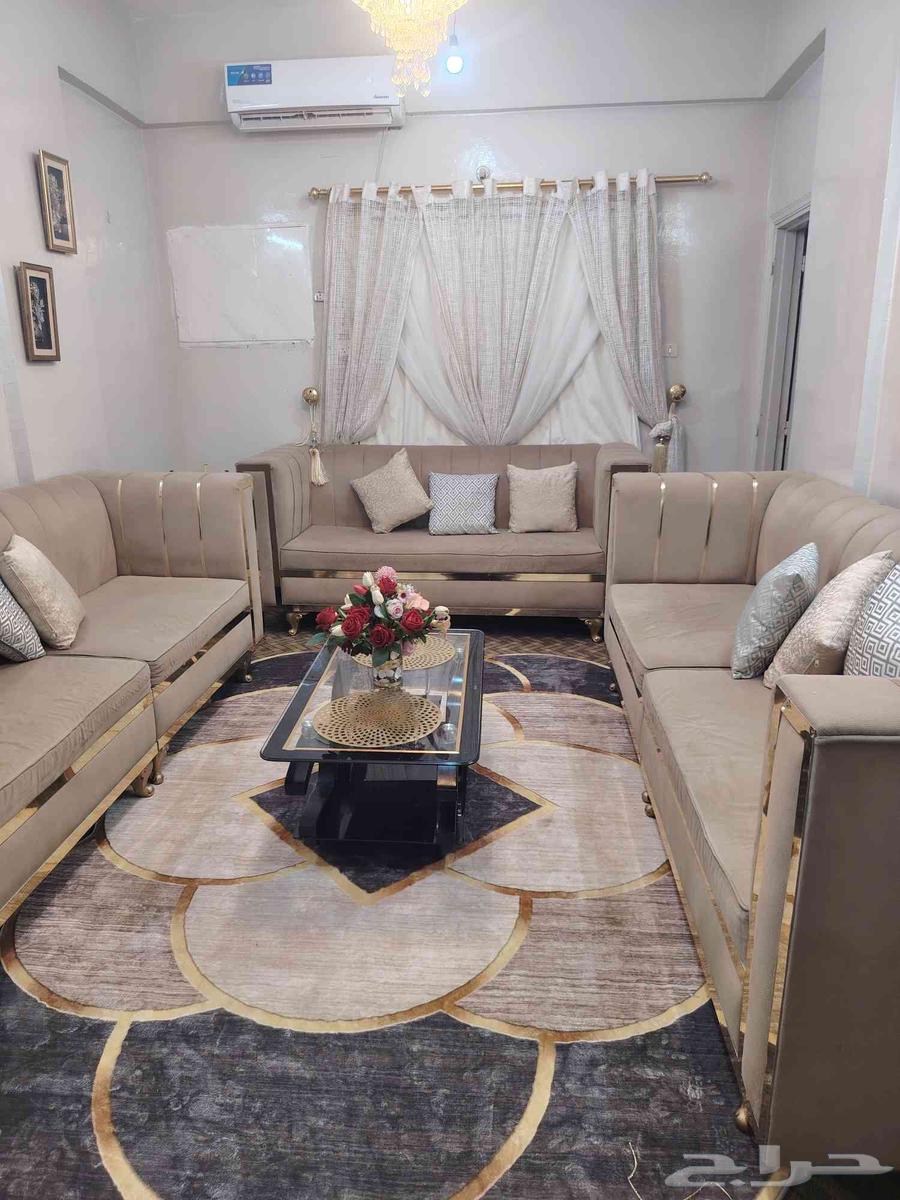 أثاث للبيع بغرض السفر64479806953091110