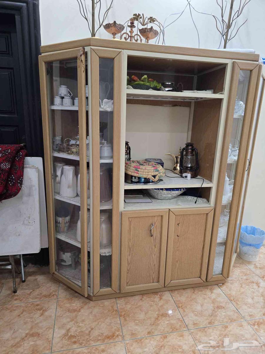 دولاب تلفاز .او مطبخ64484457271043112