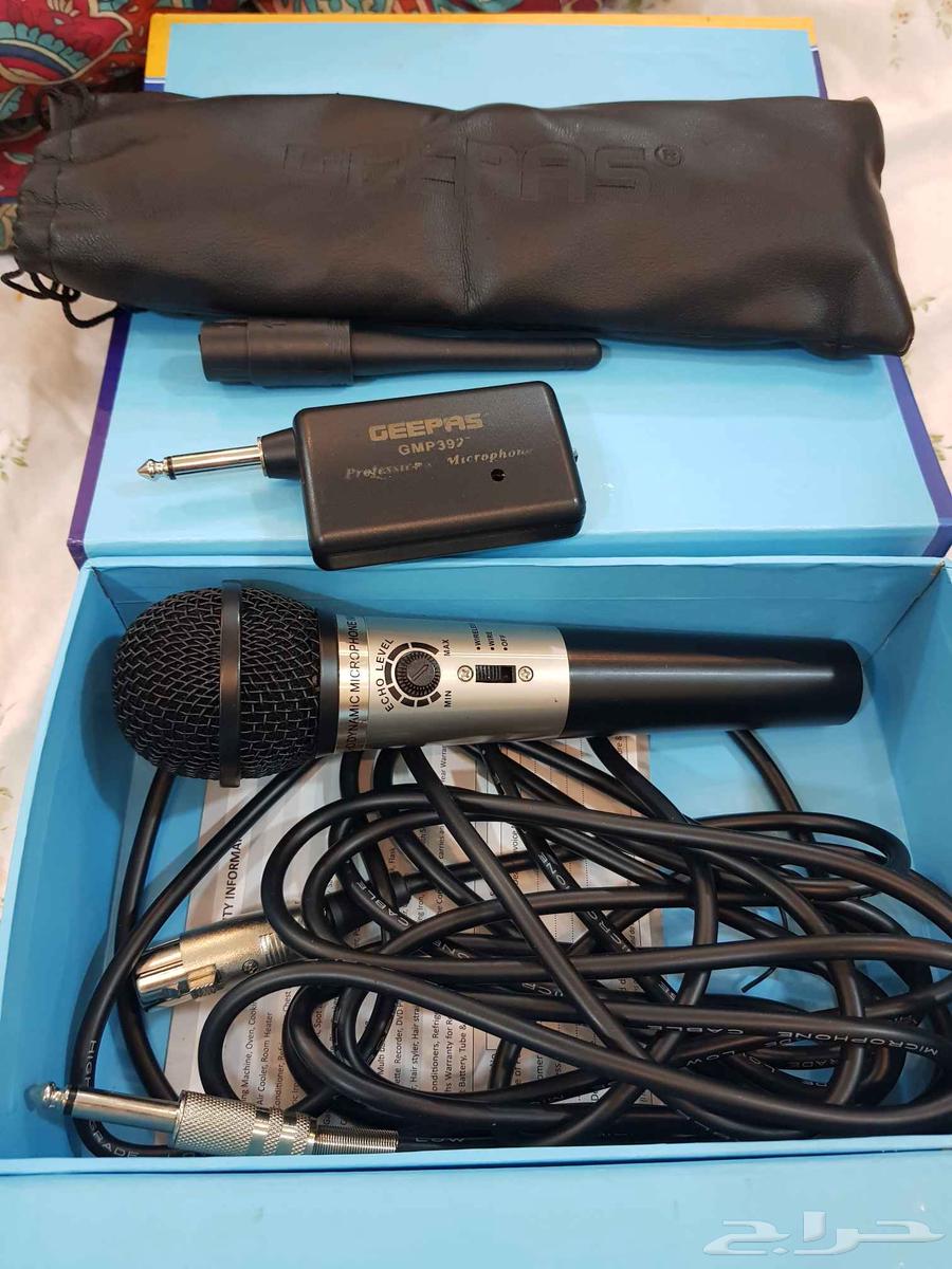 للبيع ميكروفون شبه جديد64484253453827110