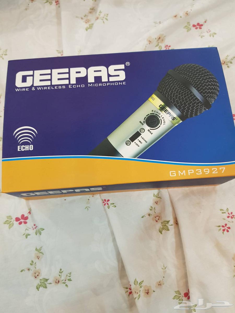 للبيع ميكروفون شبه جديد64484253453827111