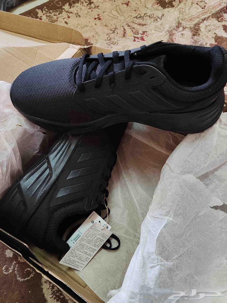 للبيع كنادر اديداس الأصلي جديد بكرتونه لم يستخدم ب 14064483068825601110