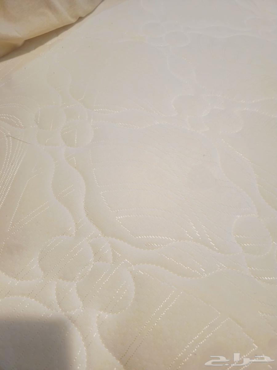 مرتبة سوستة مقاس دبل 180 200 استعمال خفيف جدا للبيع64479078748802110