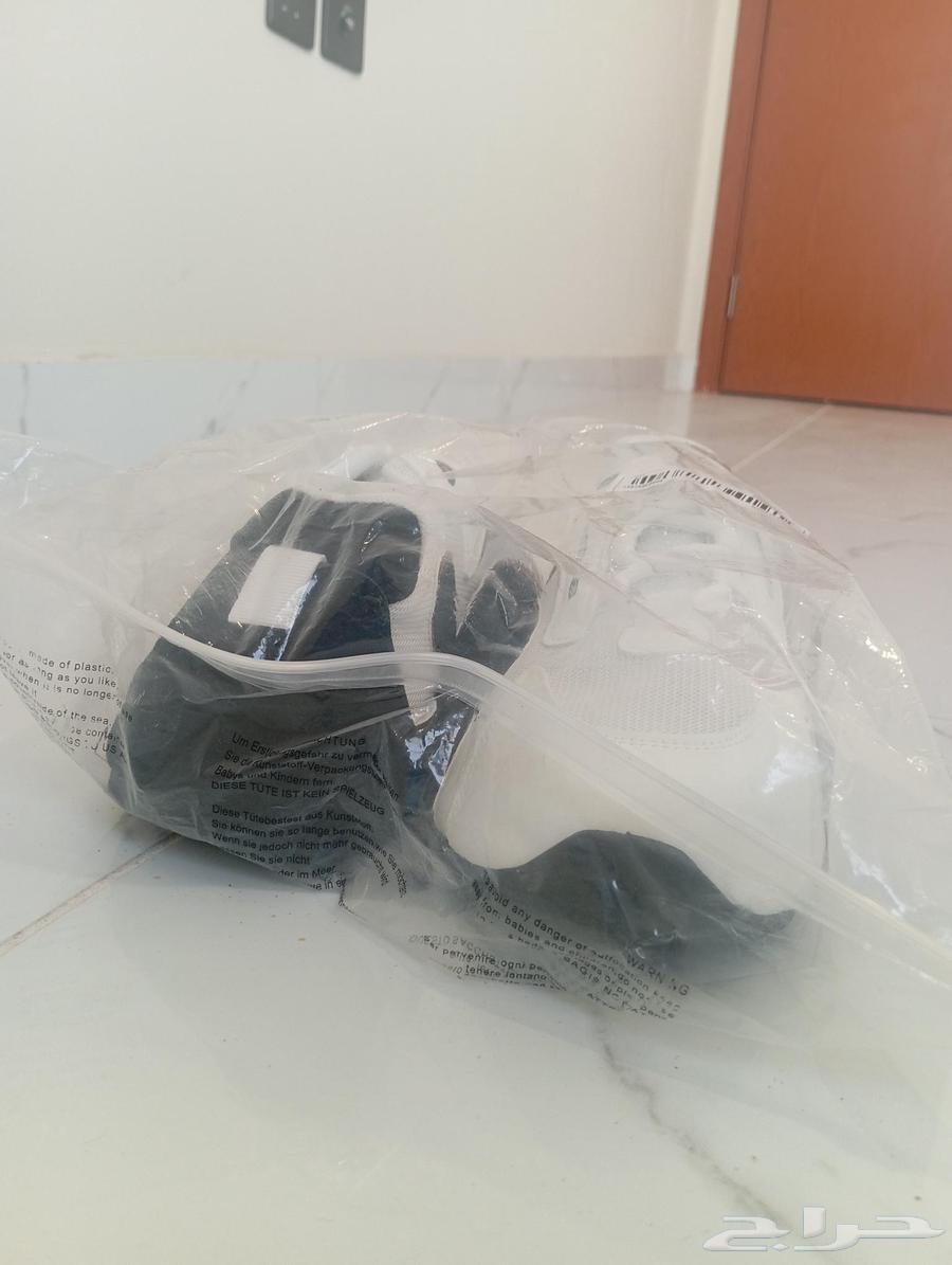 موريحه وا مقس موجود 45 في بقي اربع طقعه السعر 145ريال يمنع ا64481640831233111