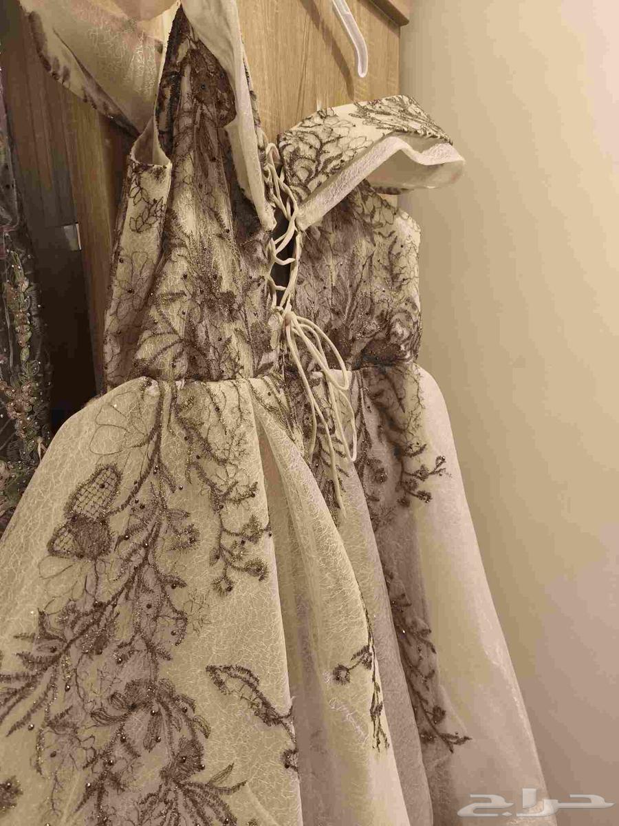 فستان خطوبه وفستان حق زواج مستخدم مرهه وحده لمدة 6 ساعات64479507293441113