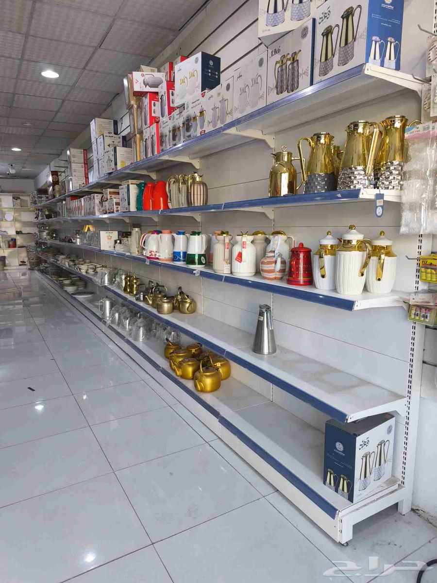 There is a shop for sale in an excellent location, fully equipped64143181134467111