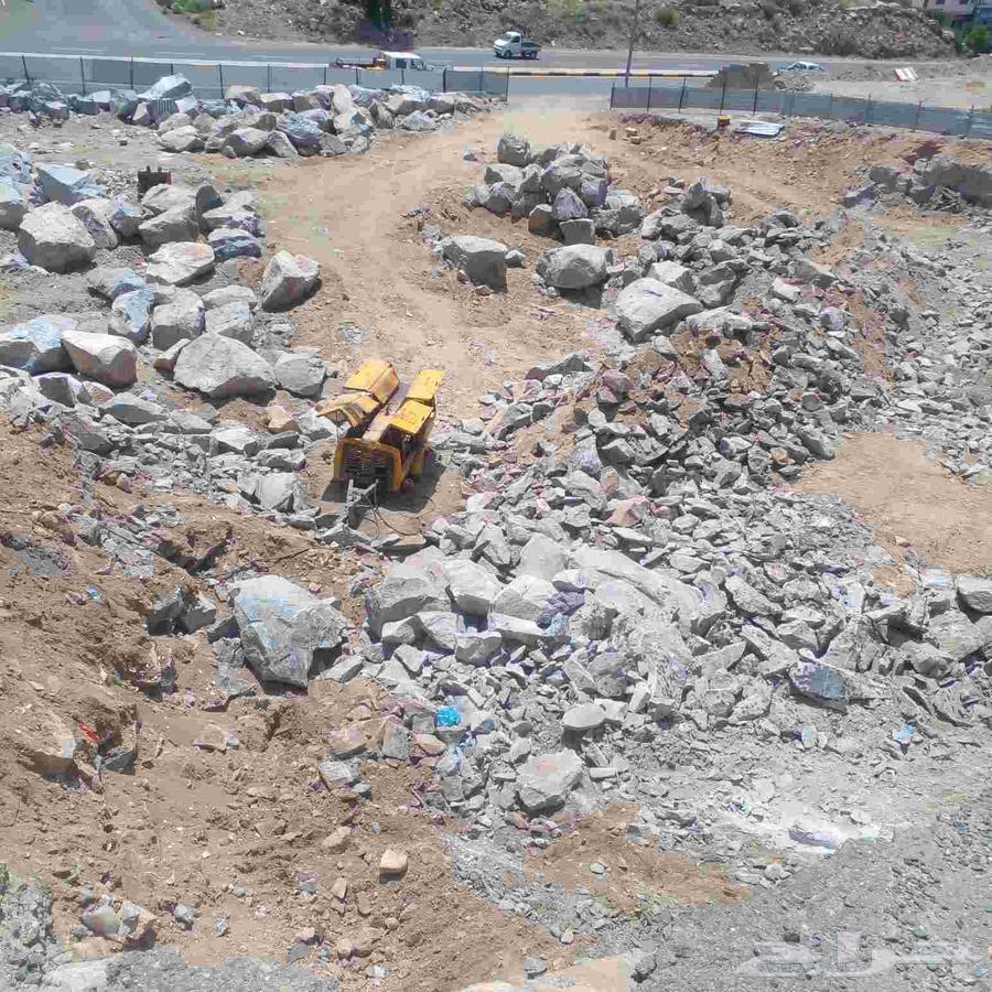 معلم تفتيت وتكسير اصخور بانواعها اتواصل64539202226307110