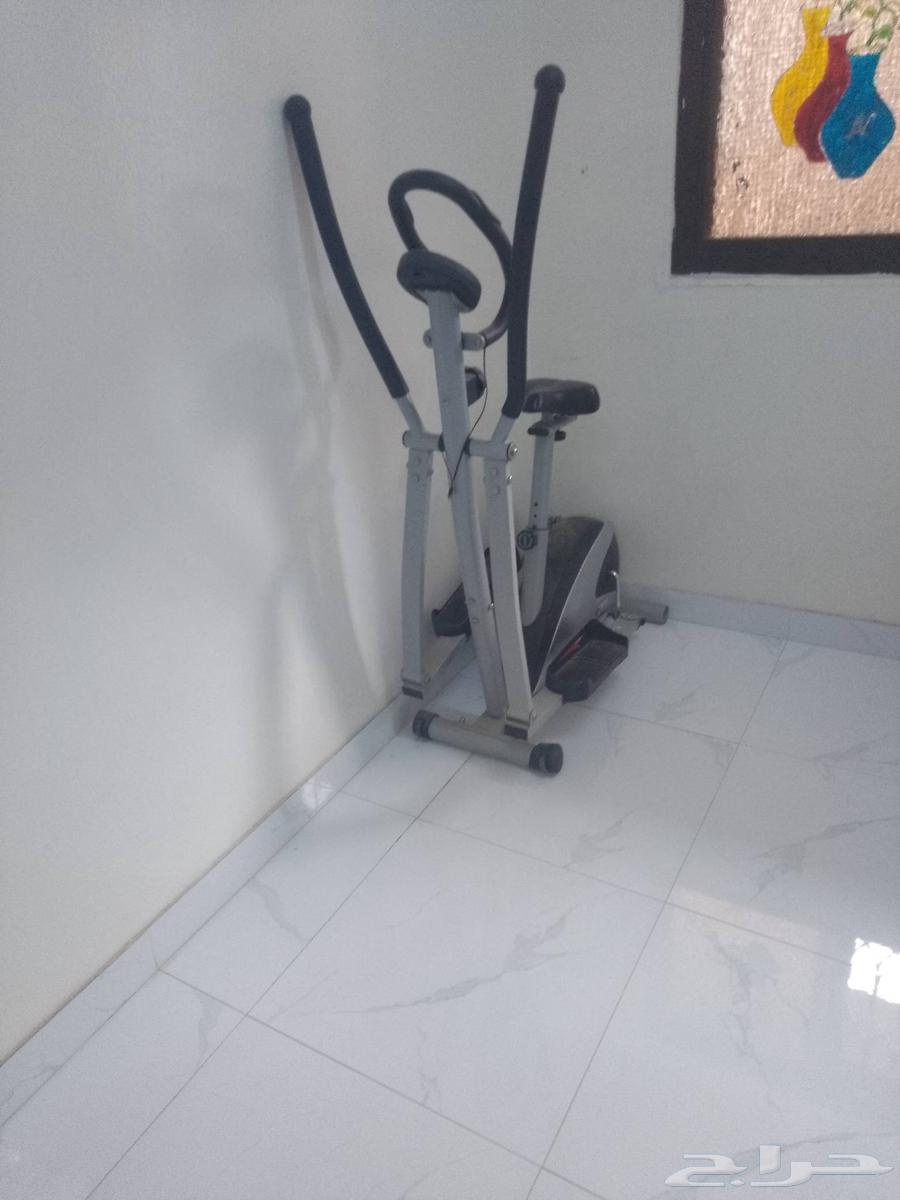 غرفة نوم معى المجلس معى الدراجه للبيع ب1600ر.س64483150640003114