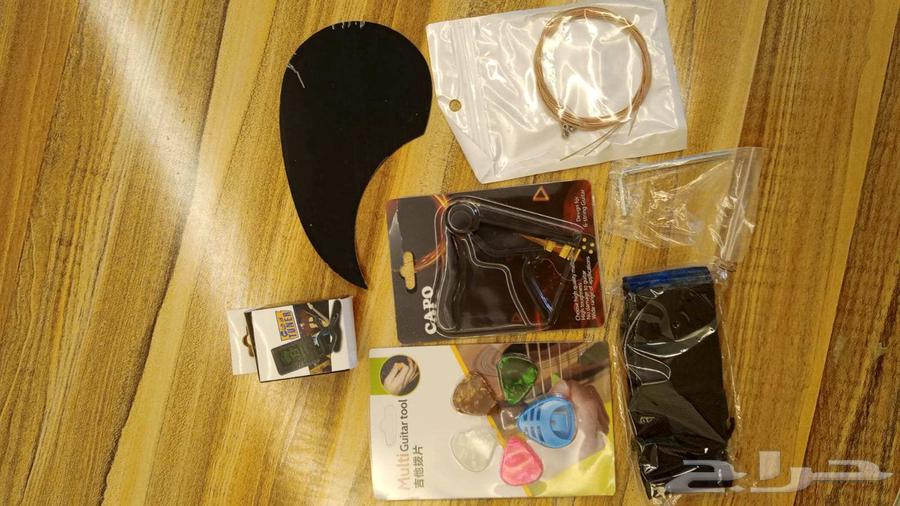 اوكستك غيتار مع أكسسوارات للبيع حي المروة64481277953923112