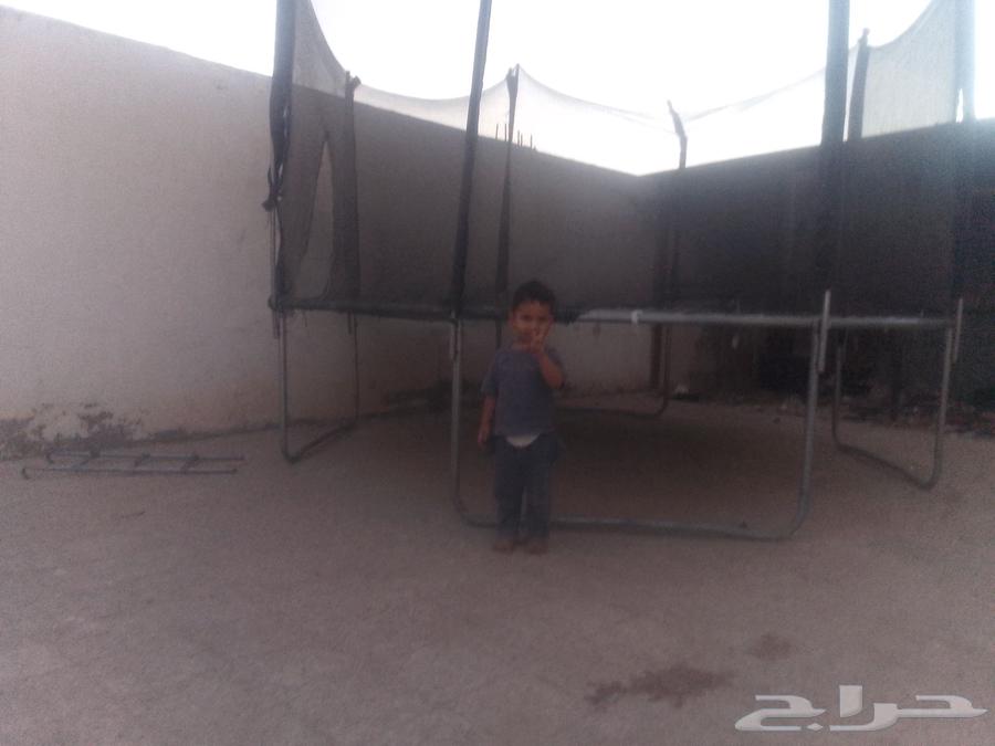 لعبت النقز والجمبلز اكبرحجم بحاله جيده وممتازه مع طقم مفكاته64484157221122110