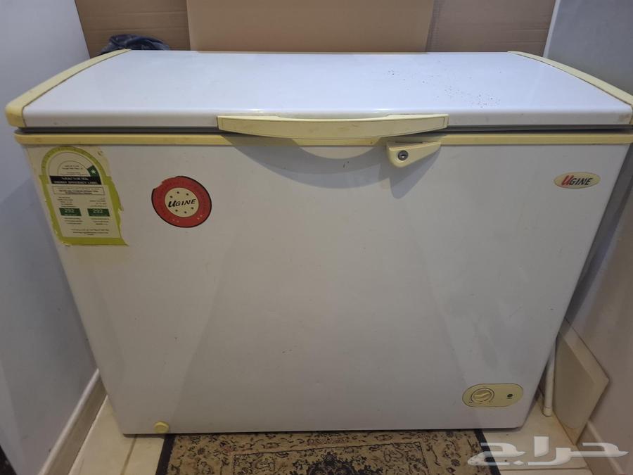 Eugene brand horizontal freezer, very good condition, 200 liters, 7 feet64479203440514112