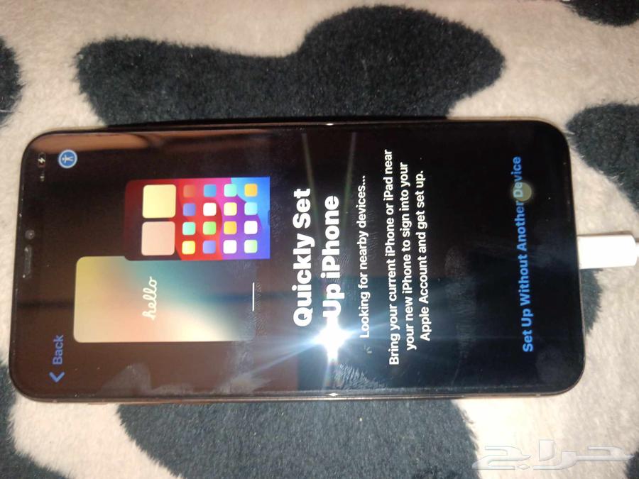 ايفون 11 برو ماكس مقفل ايكلاود للبيع64482484661763111