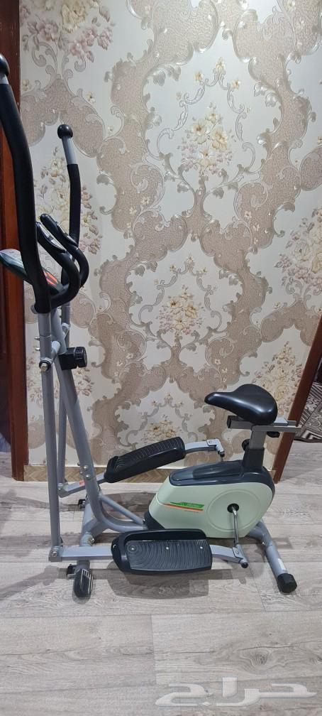 دراجة رياضية للبيع تعمل جيدا بسعر 30064480854380034110