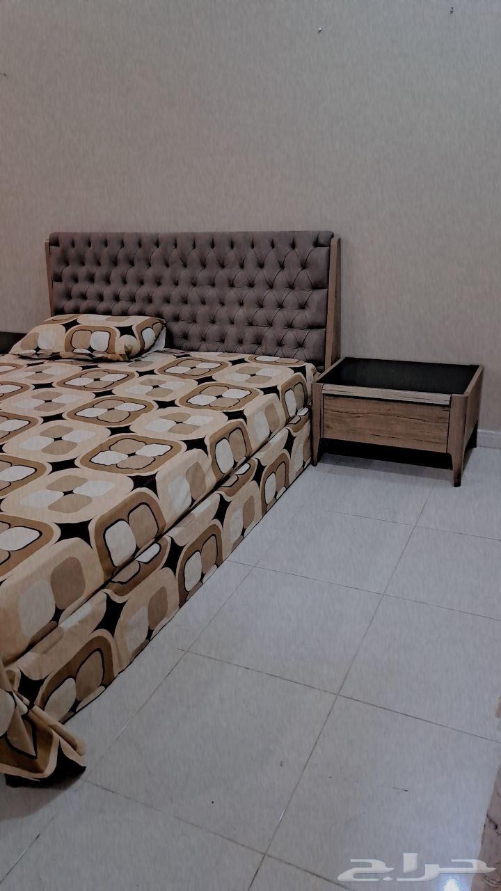 سرير و كومودينة مودرن خشب تركي64485875263105112