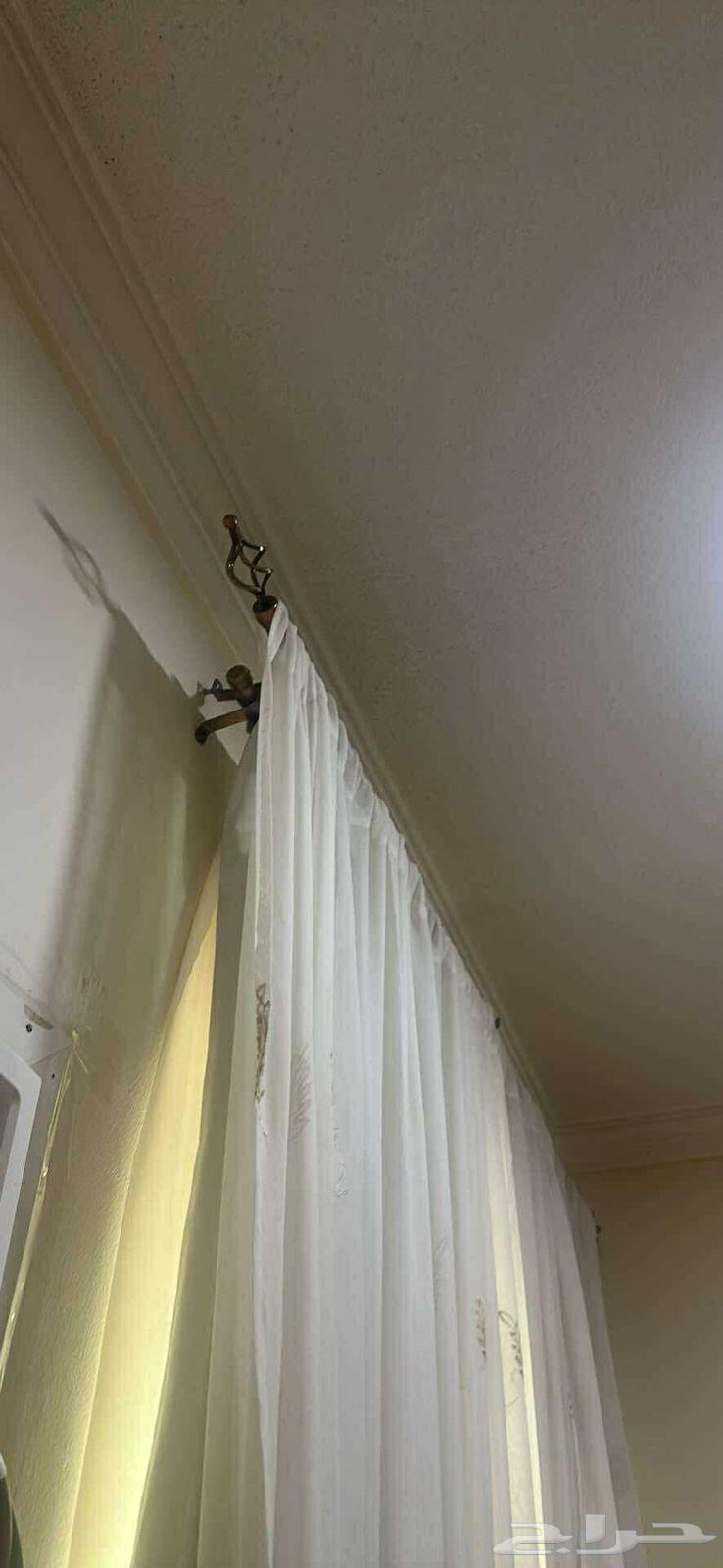 Curtains64481477631618111